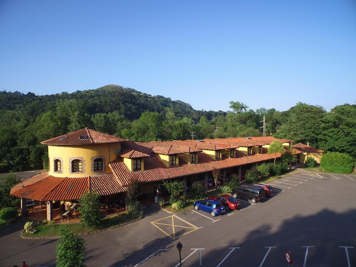 Hotel El Bricial Soto De Cangas Exterior foto